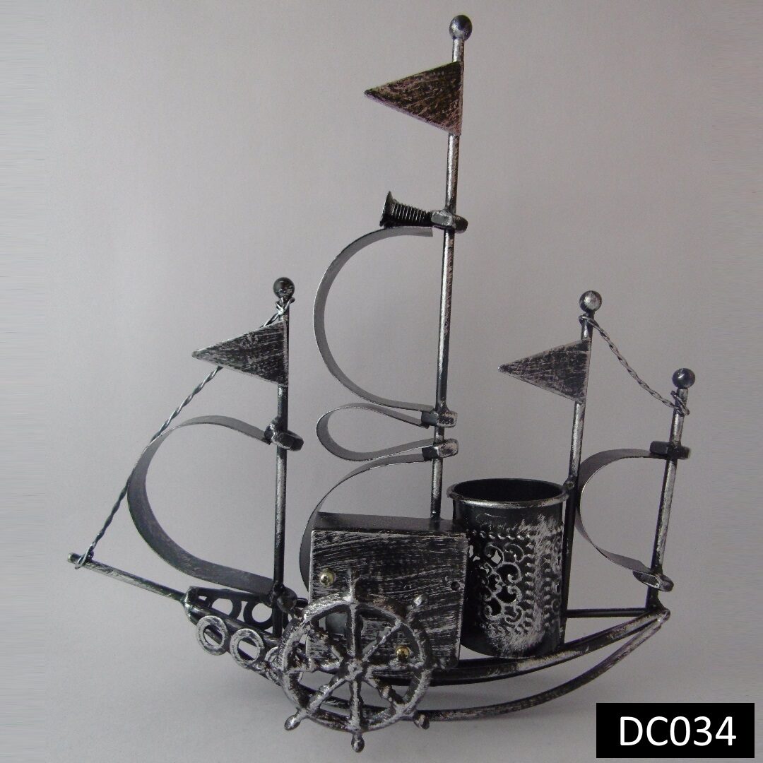 Caja Musical Portalápices  en forma de Barco Vintage